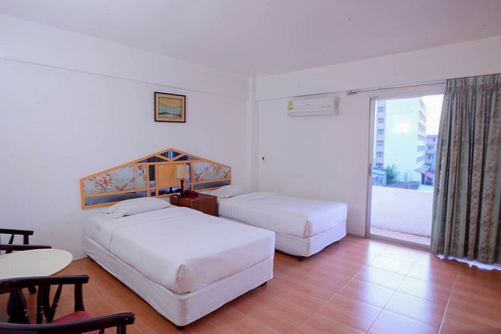 EP0240 | 105-Room Hotel Investment Opportunity in Central Pattaya