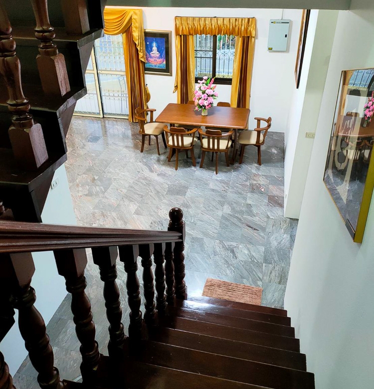 EP0017 | 3-BR Villa for Sale in East Pattaya – 5 Mins to the Beach