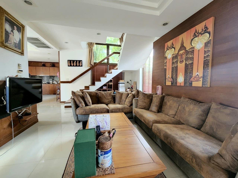 Estate for Sale in Phu Tara Village-12 EP0030 | 6-BR Grand Estate for Sale in Phu Tara Village