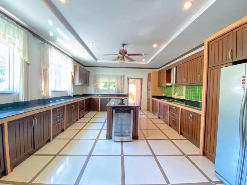 Grand Estate for Sale in Paradise Villa 2, East Pattaya-13 EP0031 | Grand Estate for Sale in Paradise Villa 2, East Pattaya