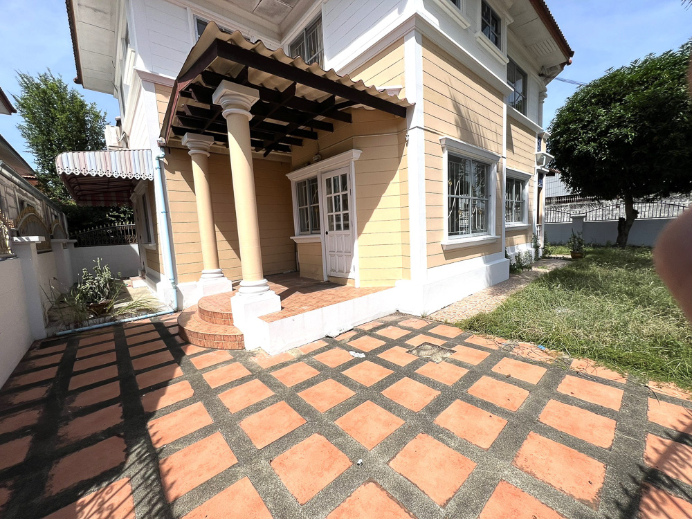 House for Sale in East Pattaya-3 EP0024 | House for Sale in East Pattaya – Just 3 Mins to the Beach