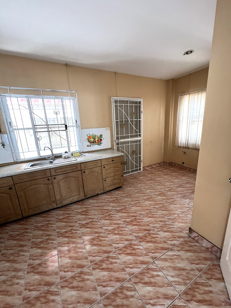 House for Sale in East Pattaya-8 EP0024 | House for Sale in East Pattaya – Just 3 Mins to the Beach