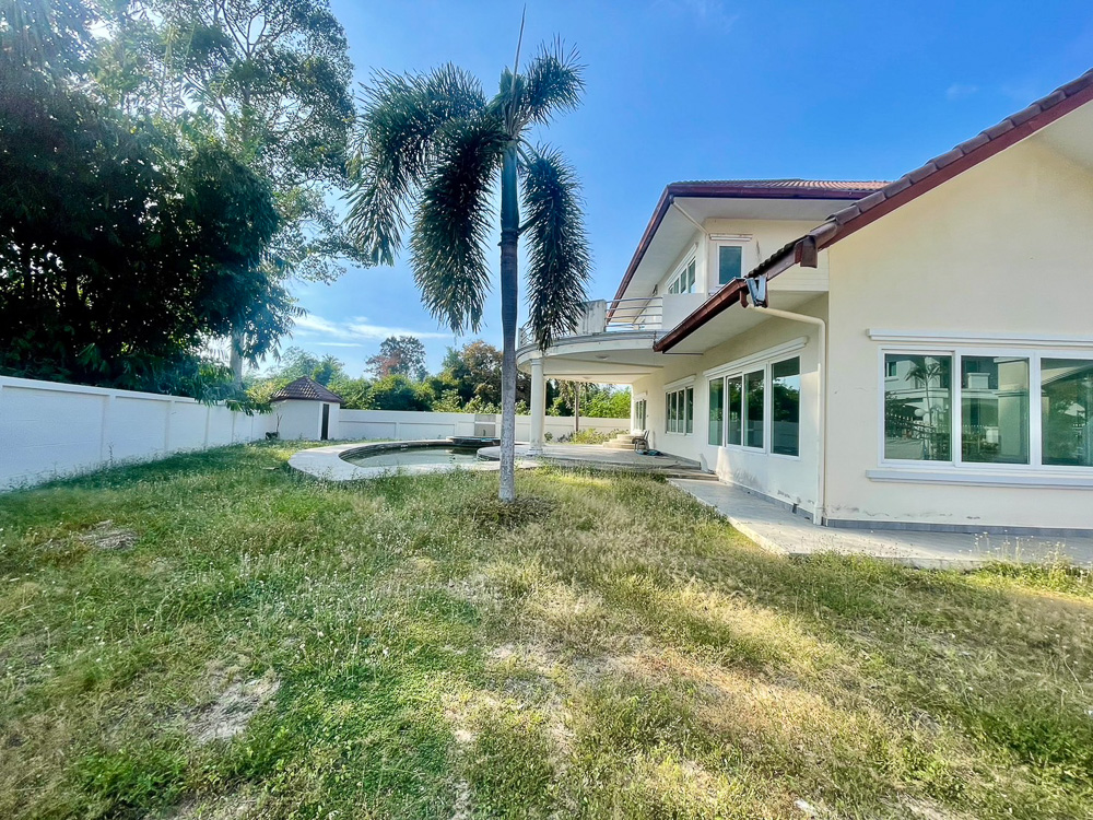 EP0021 | Villa for Sale in East Pattaya – Close to MIS