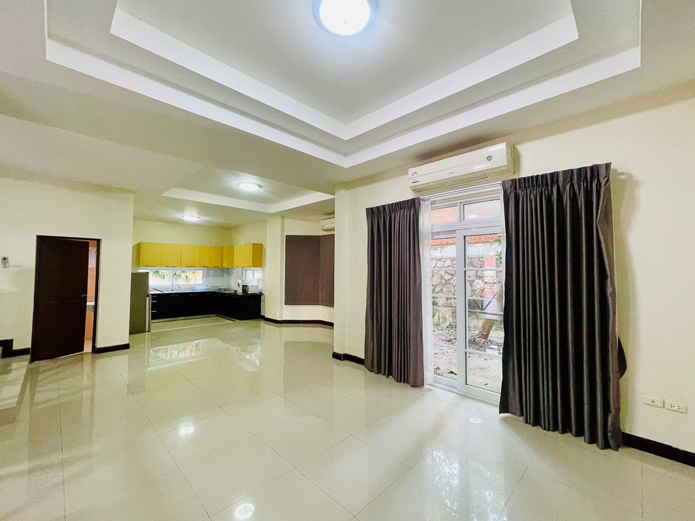 EP0028 | Villa for Sale in Central Park Hillside, East Pattaya