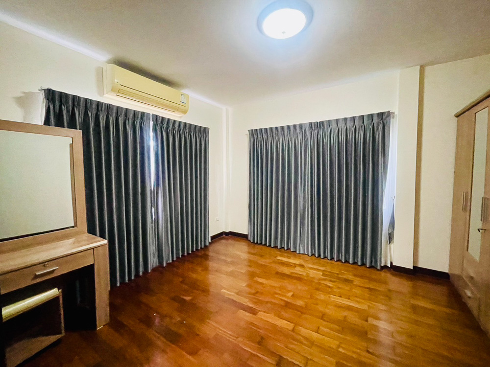 EP0028 | Villa for Sale in Central Park Hillside, East Pattaya