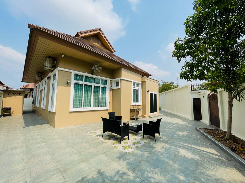 EP0022 | Villa for Sale in East Pattaya – Only 6 Mins to MIS