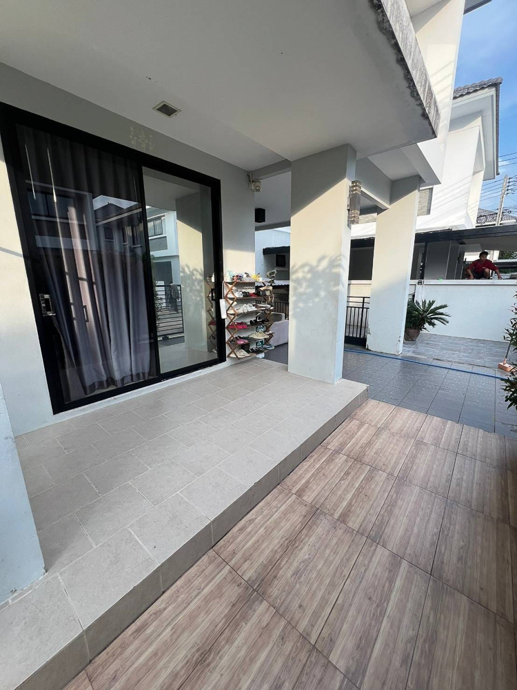 Villa for Sale in East Pattaya – Close to MIS-5 EP0018 | Modern Villa for Sale in Pattaya – Close to MIS