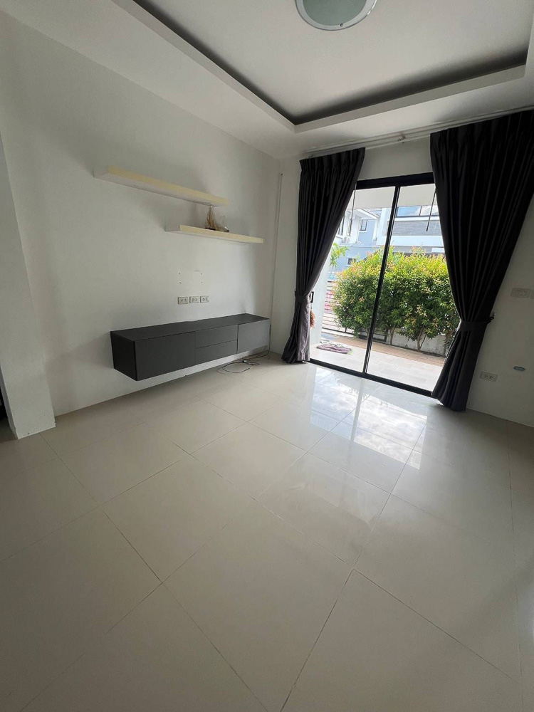 Villa for Sale in East Pattaya – Close to MIS-7 EP0018 | Modern Villa for Sale in Pattaya – Close to MIS