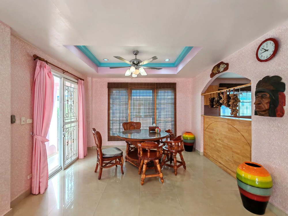 EP0066 | 3-BR Coastal Villa for Sale in Jomtien, Pattaya