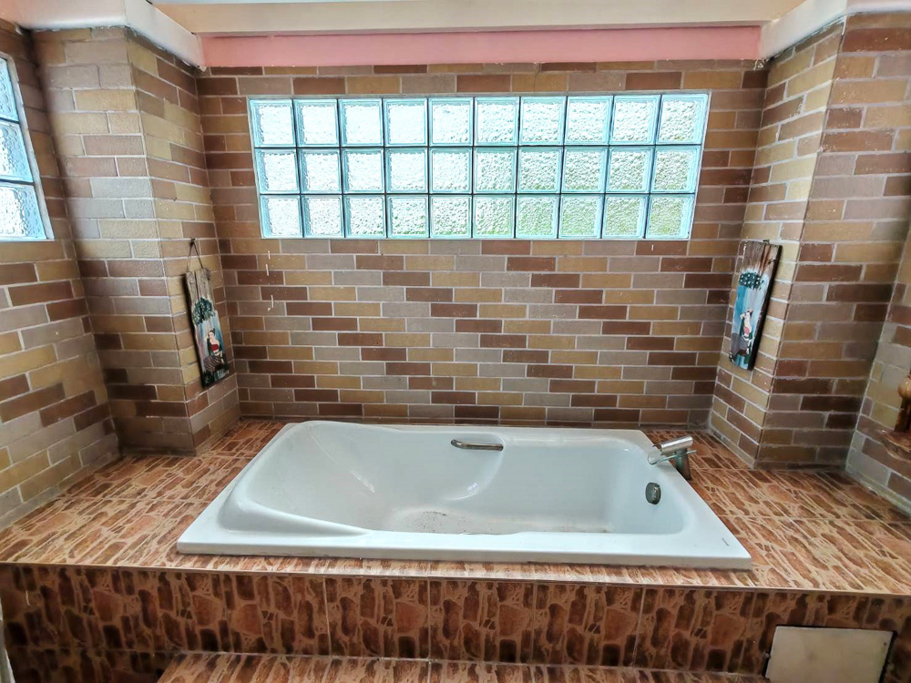 EP0066 | 3-BR Coastal Villa for Sale in Jomtien, Pattaya