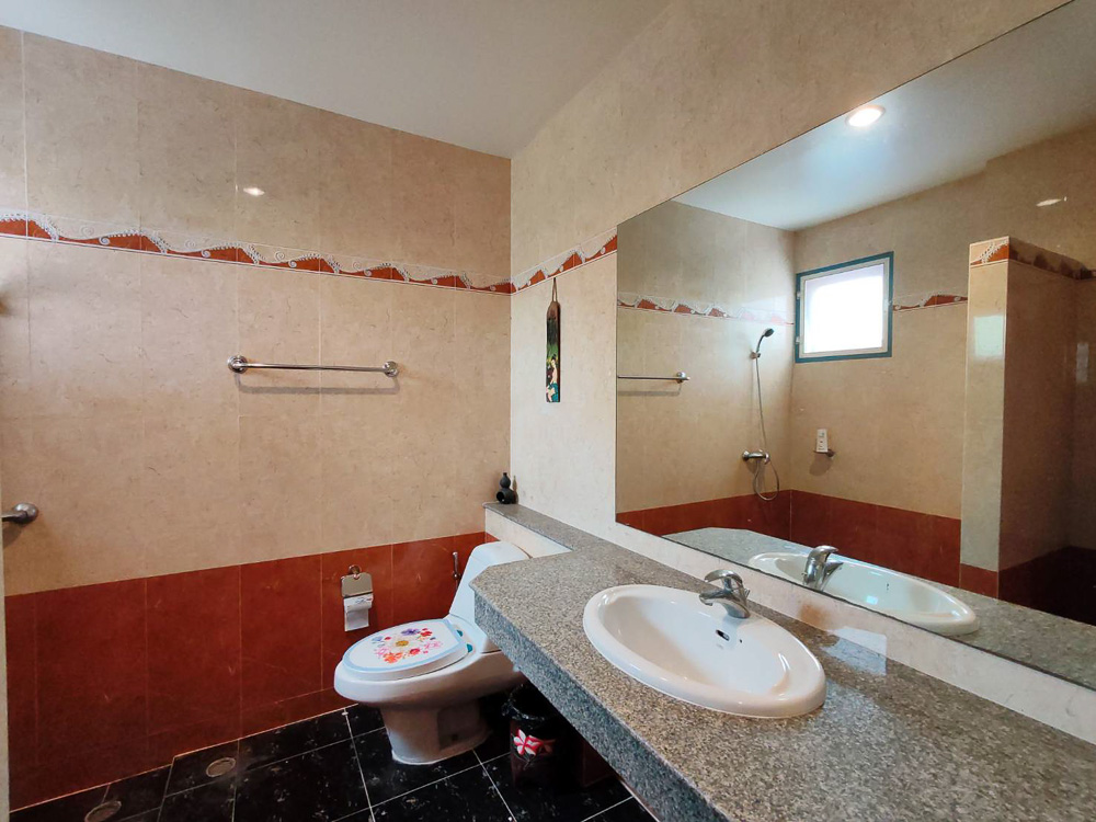 EP0066 | 3-BR Coastal Villa for Sale in Jomtien, Pattaya