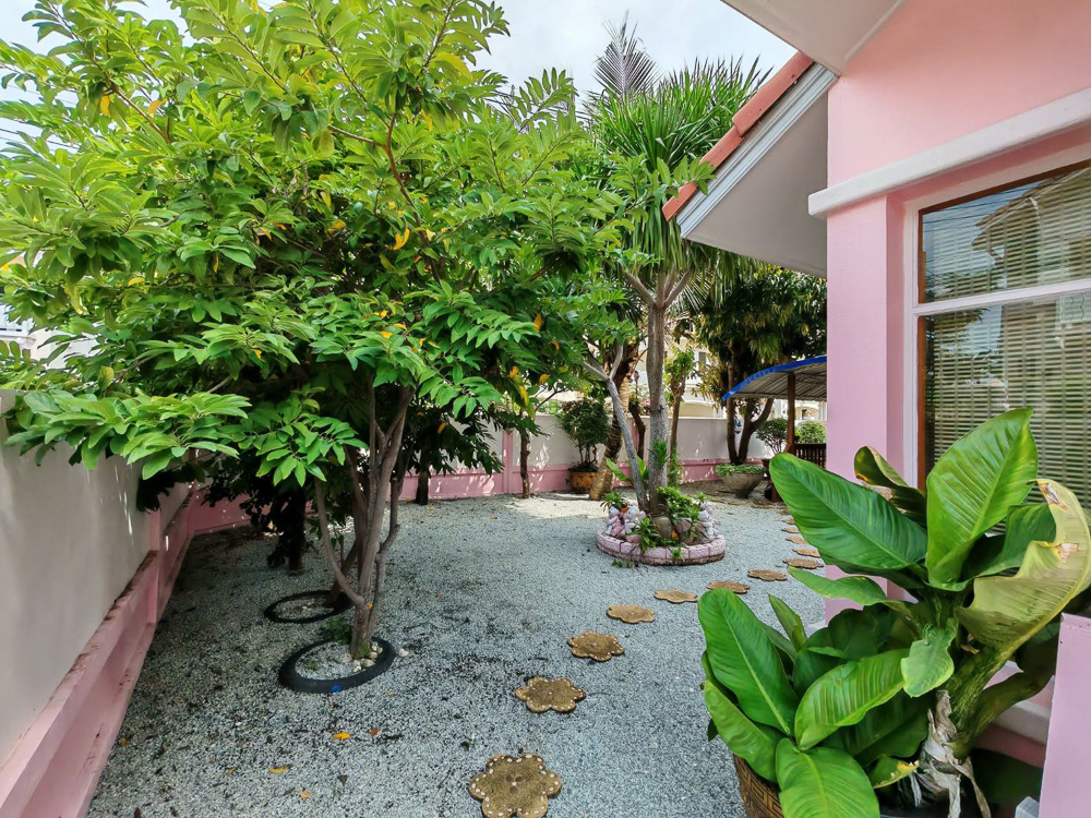 EP0066 | 3-BR Coastal Villa for Sale in Jomtien, Pattaya