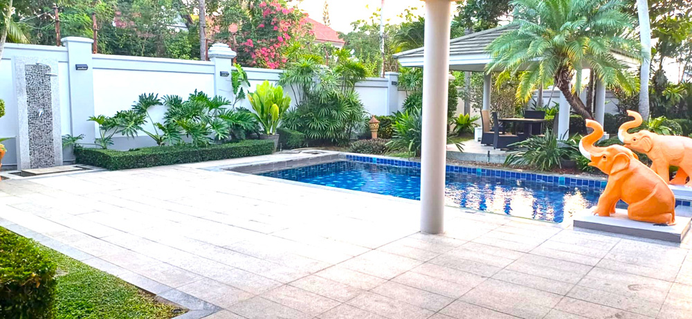 EP0215 | 3-BR Family Villa for Sale in Khao Noi