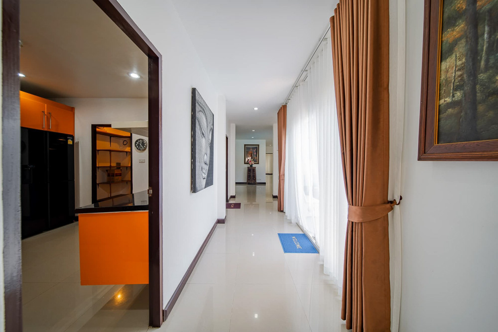 EP0053 | 4-BR Executive Villa for Rent in Pattaya