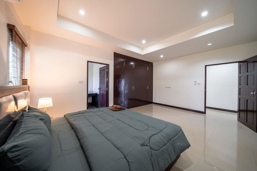 EP0053 | 4-BR Executive Villa for Rent in Pattaya