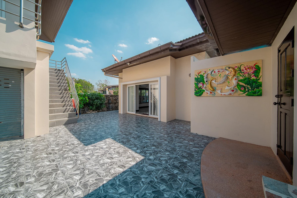 EP0053 | 4-BR Executive Villa for Rent in Pattaya