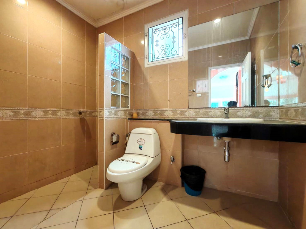 4-BR Family Villa for Sale in Pattaya-1 EP0067 | 4-BR Family Villa for Sale in Pattaya
