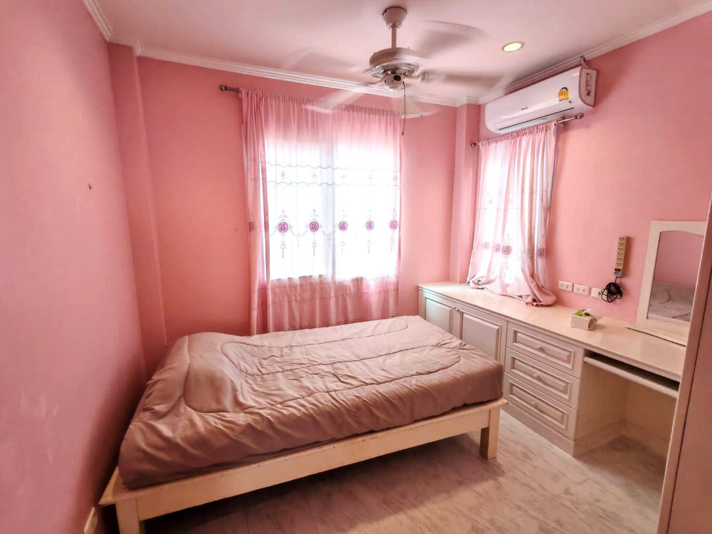 4-BR Family Villa for Sale in Pattaya-21 EP0067 | 4-BR Family Villa for Sale in Pattaya