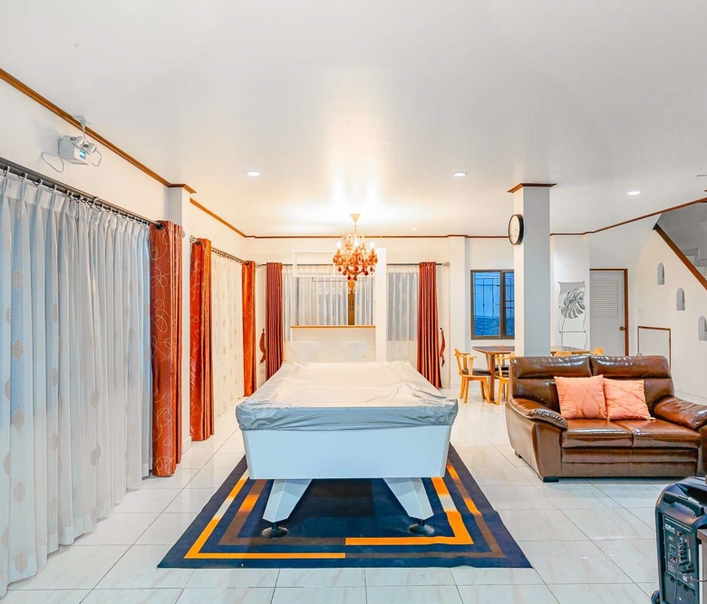 EP0119 | 4-BR Family Villa for Sale in Pattaya