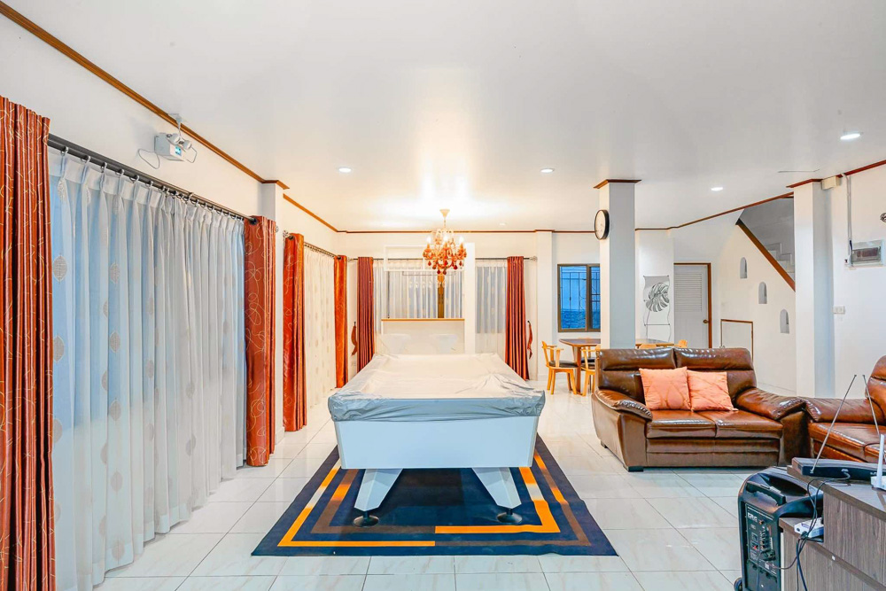 EP0119 | 4-BR Family Villa for Sale in Pattaya