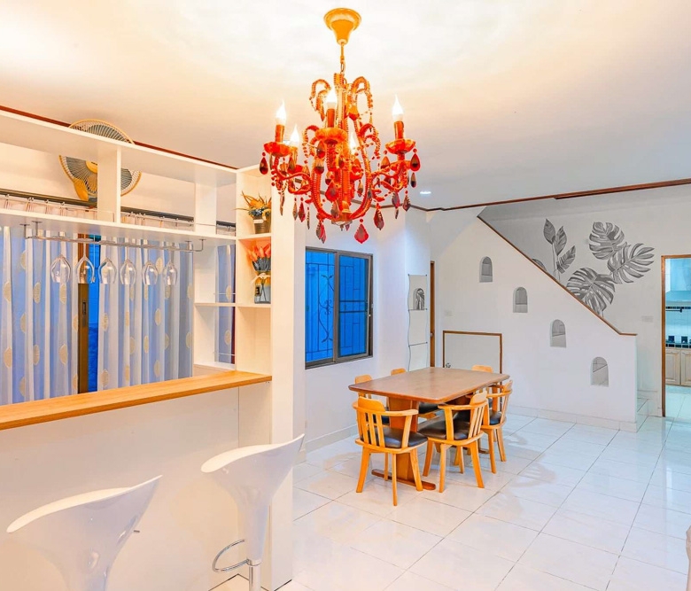 EP0119 | 4-BR Family Villa for Sale in Pattaya