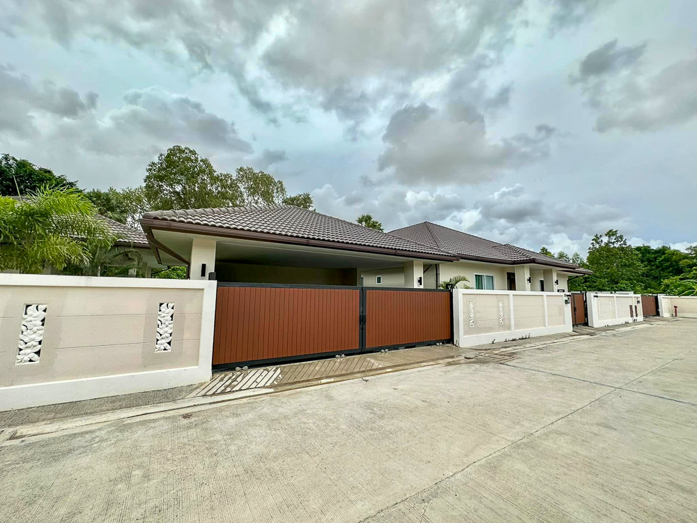 6-BR Luxury Estate for Sale near EFIP-1 EP0055 | Grand 6-BR Luxury Estate for Sale near EFIP