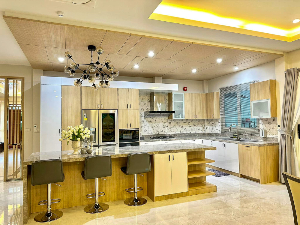 6-BR Luxury Estate for Sale near EFIP-13 EP0056 | Villa for Rent at Garden Ville 5, Pattaya