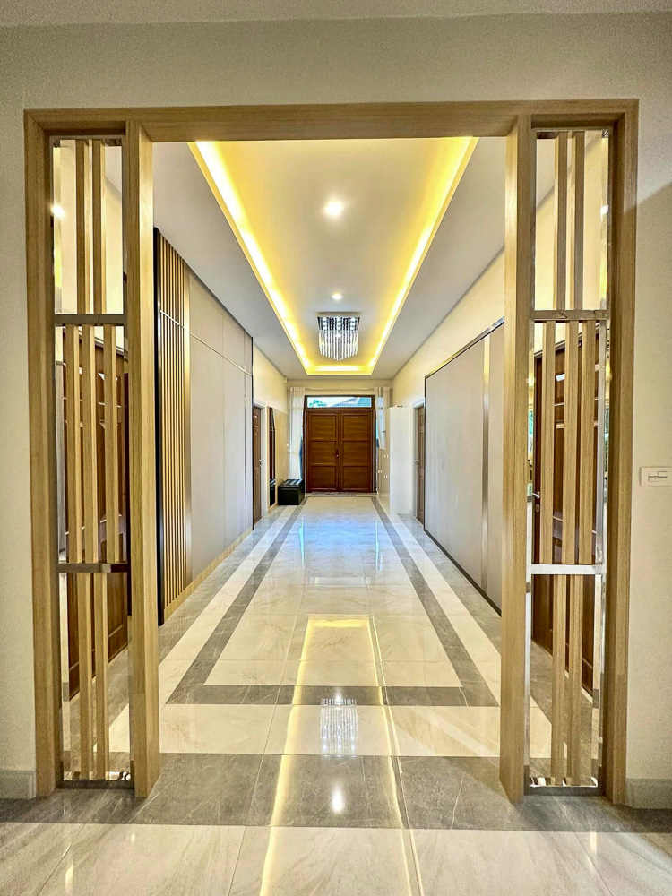 6-BR Luxury Estate for Sale near EFIP-14 EP0056 | Villa for Rent at Garden Ville 5, Pattaya
