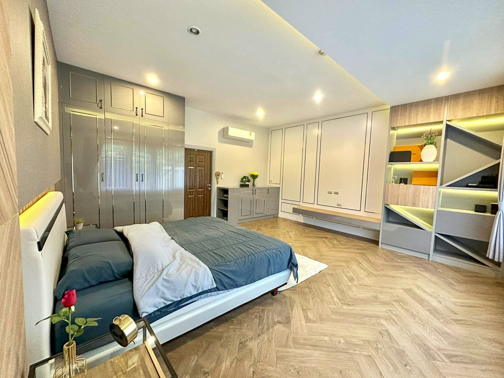 6-BR Luxury Estate for Sale near EFIP-17 EP0055 | Grand 6-BR Luxury Estate for Sale near EFIP