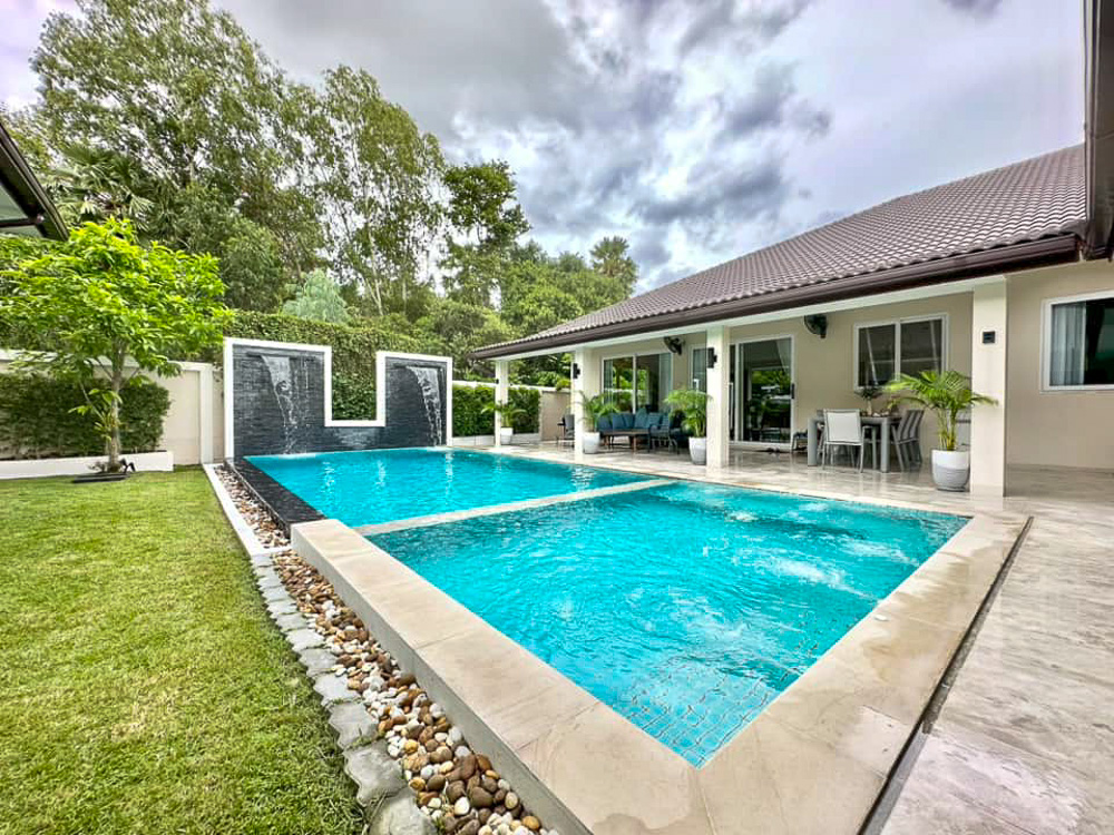 6-BR Luxury Estate for Sale near EFIP-5 EP0055 | Grand 6-BR Luxury Estate for Sale near EFIP