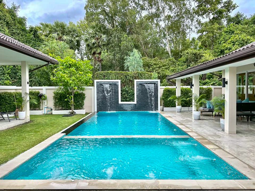 6-BR Luxury Estate for Sale near EFIP-6 EP0056 | Villa for Rent at Garden Ville 5, Pattaya