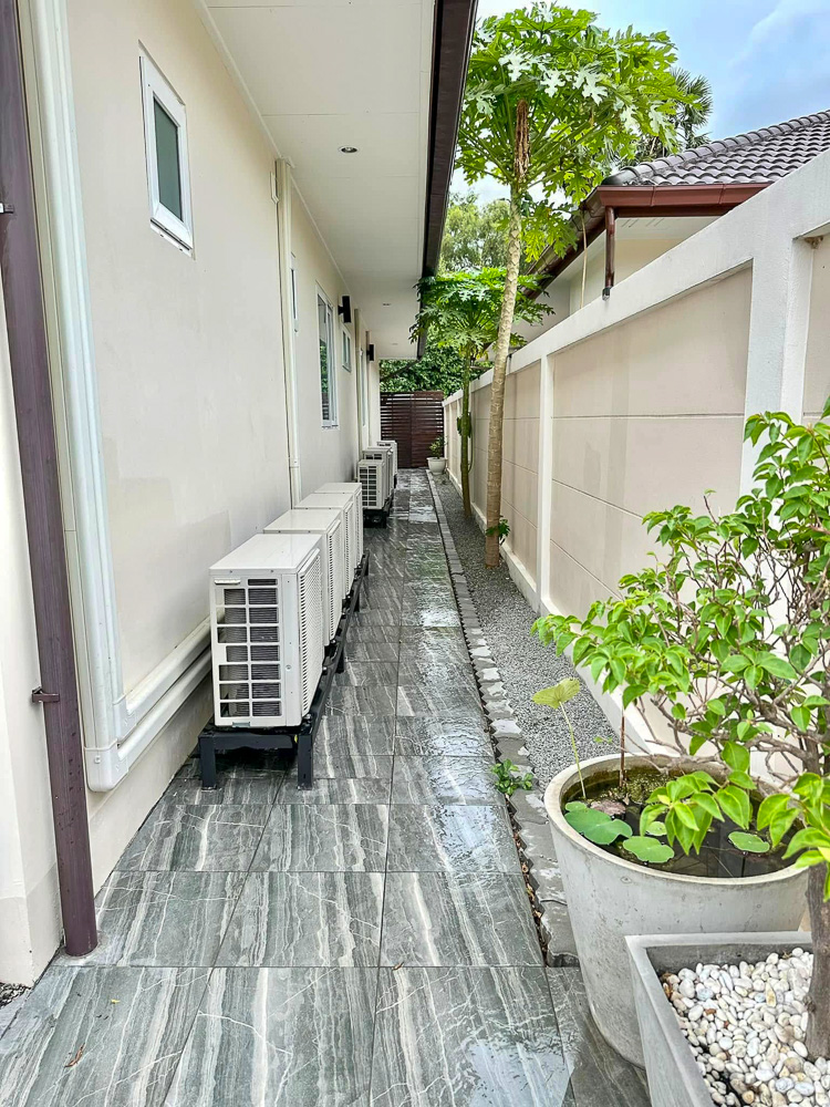 6-BR Luxury Estate for Sale near EFIP-8 EP0055 | Grand 6-BR Luxury Estate for Sale near EFIP