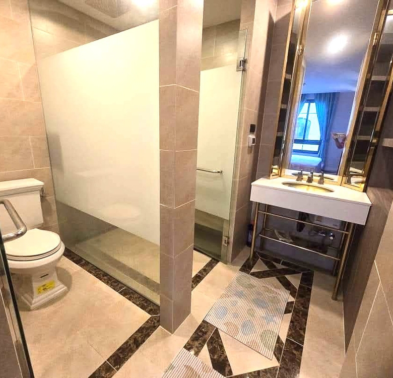 EP0108 | Condo for Rent at Espana Resort – Building D