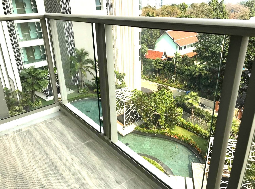 EP0096 | 1-BR Condo for Sale at The Riviera Wongamat (TQ)