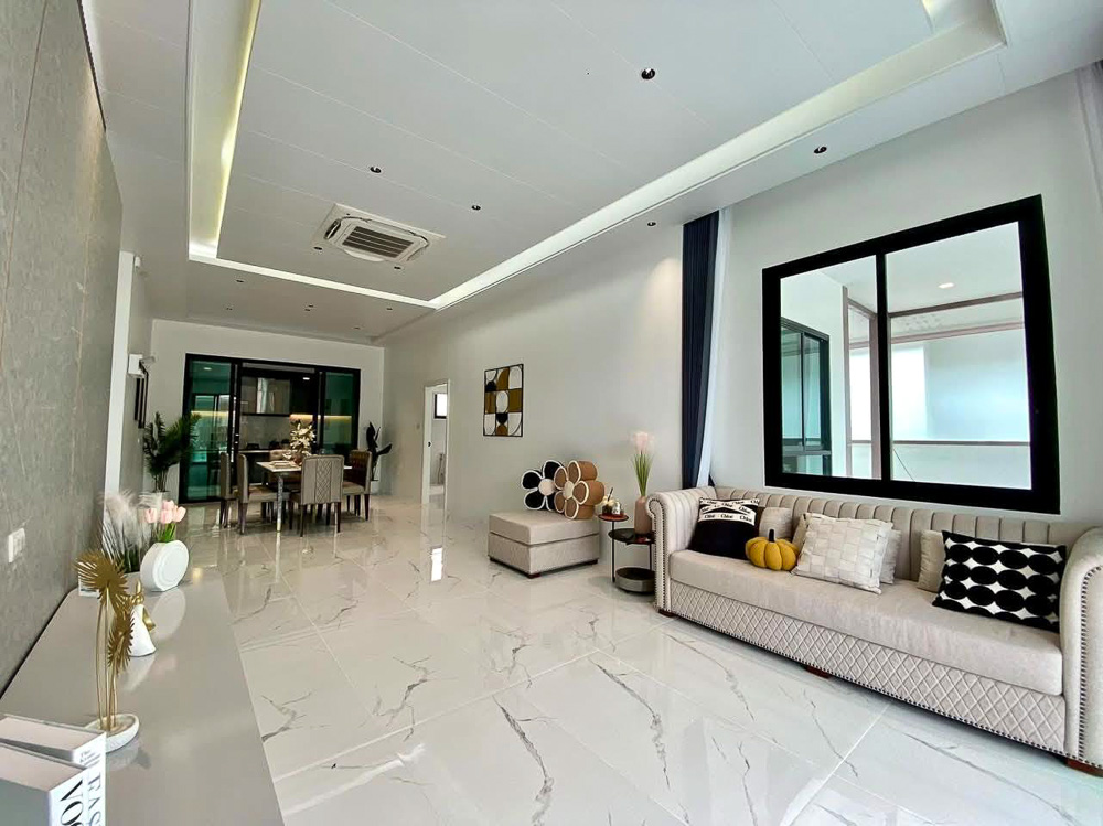 EP0083 | 3-BR Family Villa for Sale at The Lake, Huay Yai