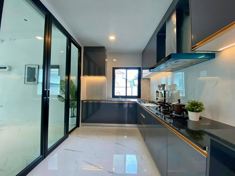 EP0083 | 3-BR Family Villa for Sale at The Lake, Huay Yai