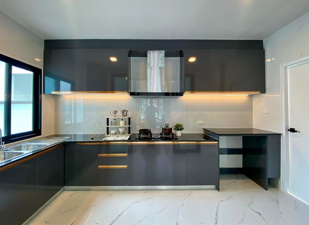 EP0083 | 3-BR Family Villa for Sale at The Lake, Huay Yai