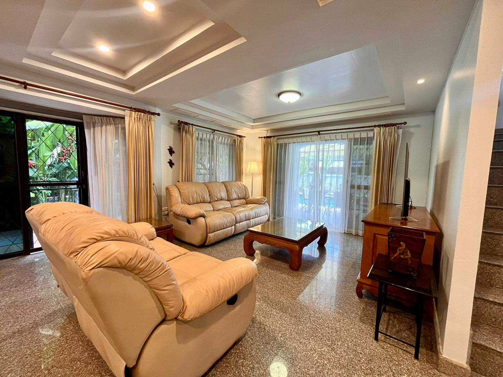 Family Villa for Sale in Jomtie-11 EP0077 | 4-BR Family Villa for Sale in Jomtien, Pattaya