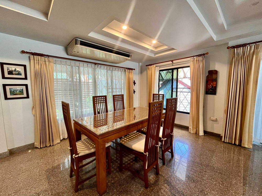 Family Villa for Sale in Jomtie-14 EP0077 | 4-BR Family Villa for Sale in Jomtien, Pattaya