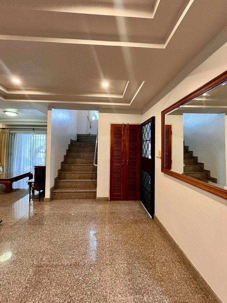 Family Villa for Sale in Jomtie-20 EP0077 | 4-BR Family Villa for Sale in Jomtien, Pattaya