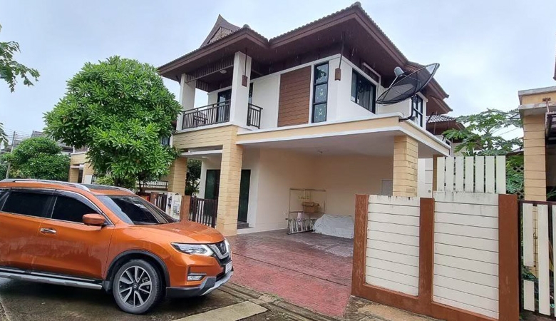 EP0106 | 3-BR Family Villa for Sale in Pattaya