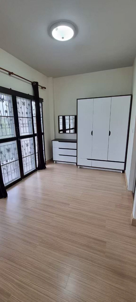Family Villa for Sale in Pattaya-4 EP0106 | 3-BR Family Villa for Sale in Pattaya