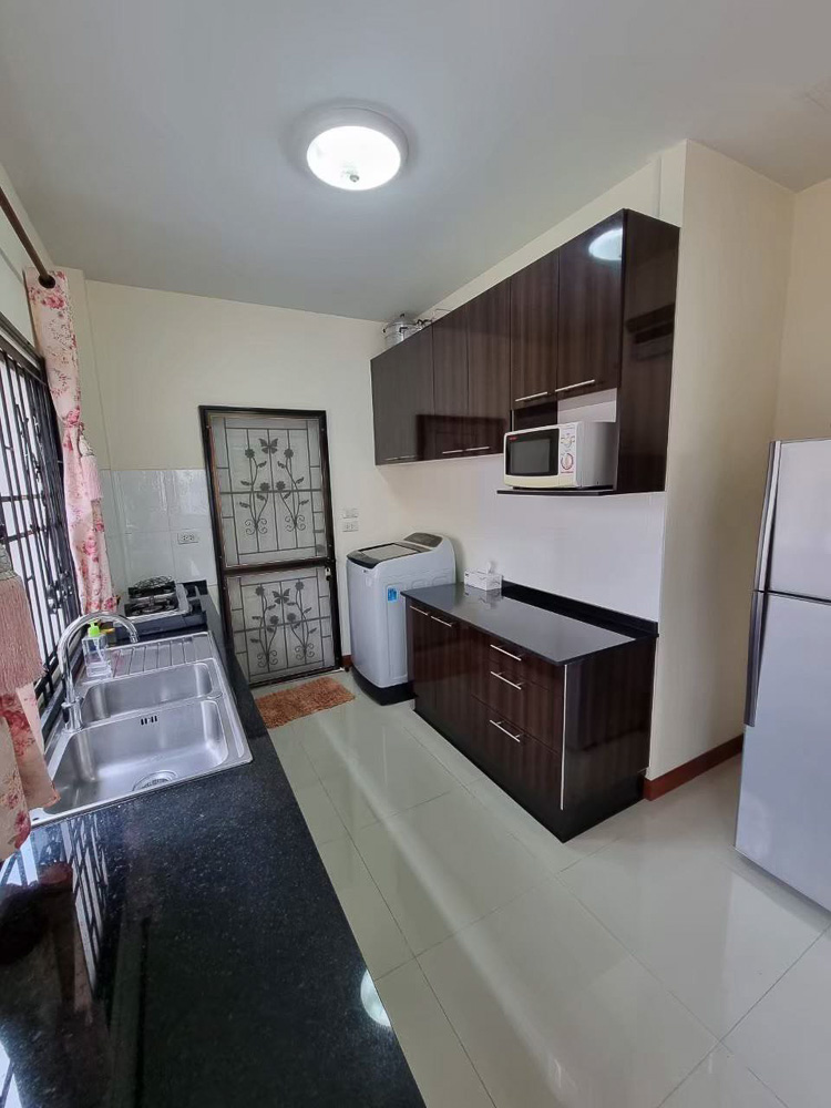 Family Villa for Sale in Pattaya-6 EP0106 | 3-BR Family Villa for Sale in Pattaya