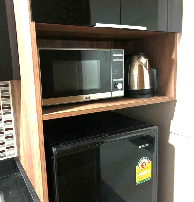 EP0109 | Ground-Floor Studio Condo for Rent