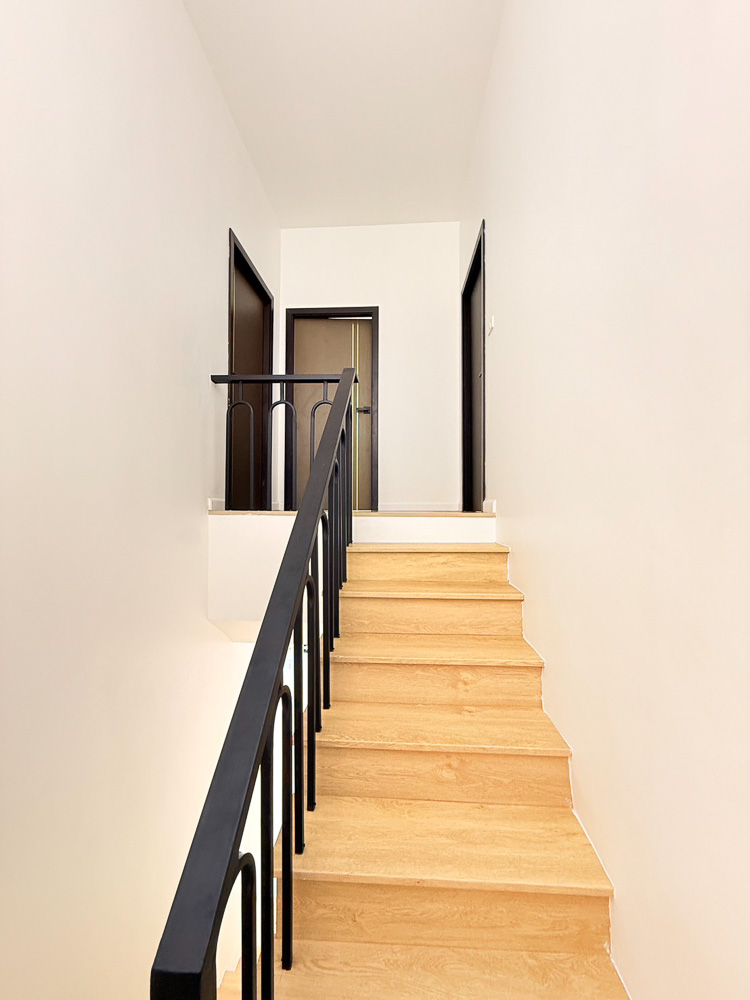 EP0212 | Home for Sale at Dream Pool Villa 5, Chaiyapruek