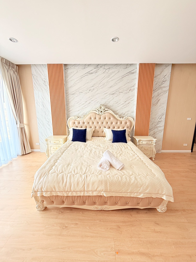 EP0212 | Home for Sale at Dream Pool Villa 5, Chaiyapruek