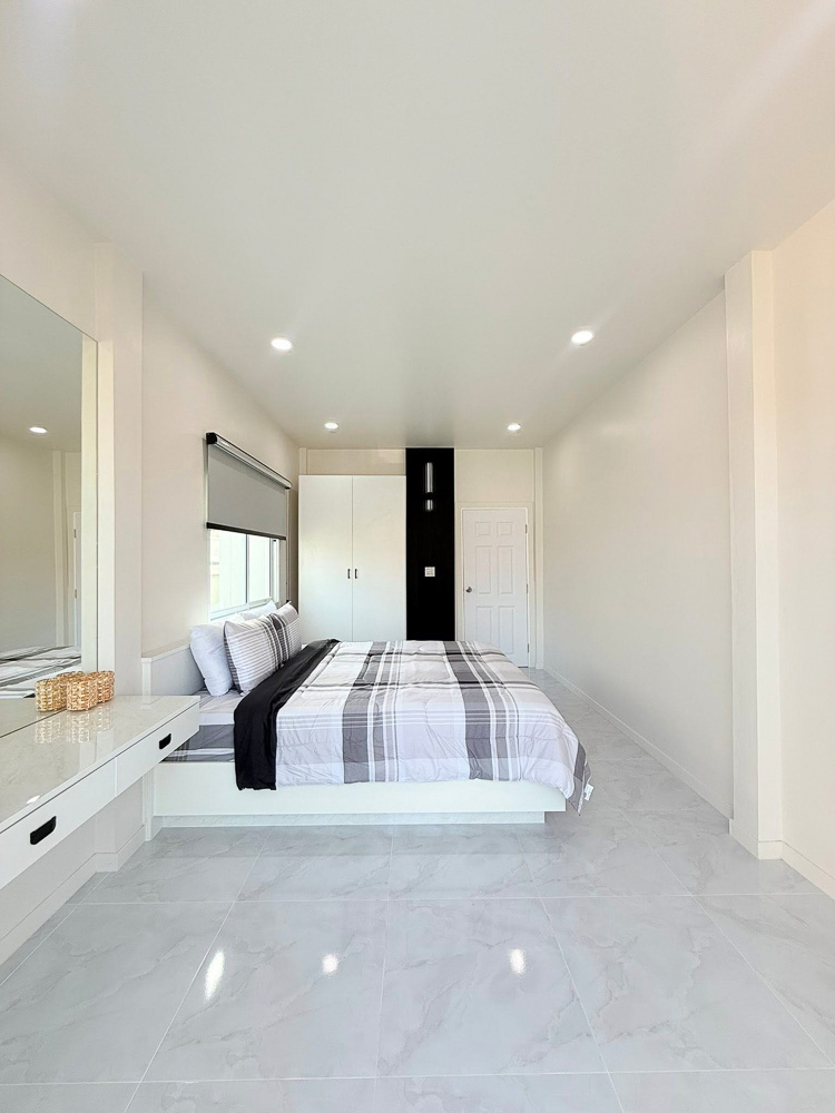 EP0208 | Cozy 2-BR Home for Sale in Eakmongkol 4 Khao Talo