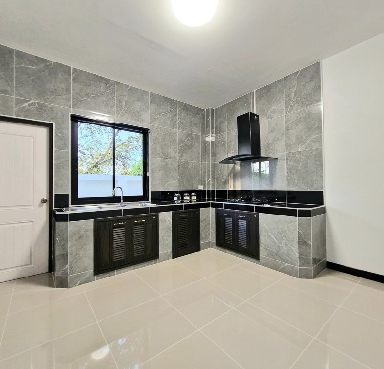 EP0210 | Family Home for Sale in Huay Yai, East Pattaya
