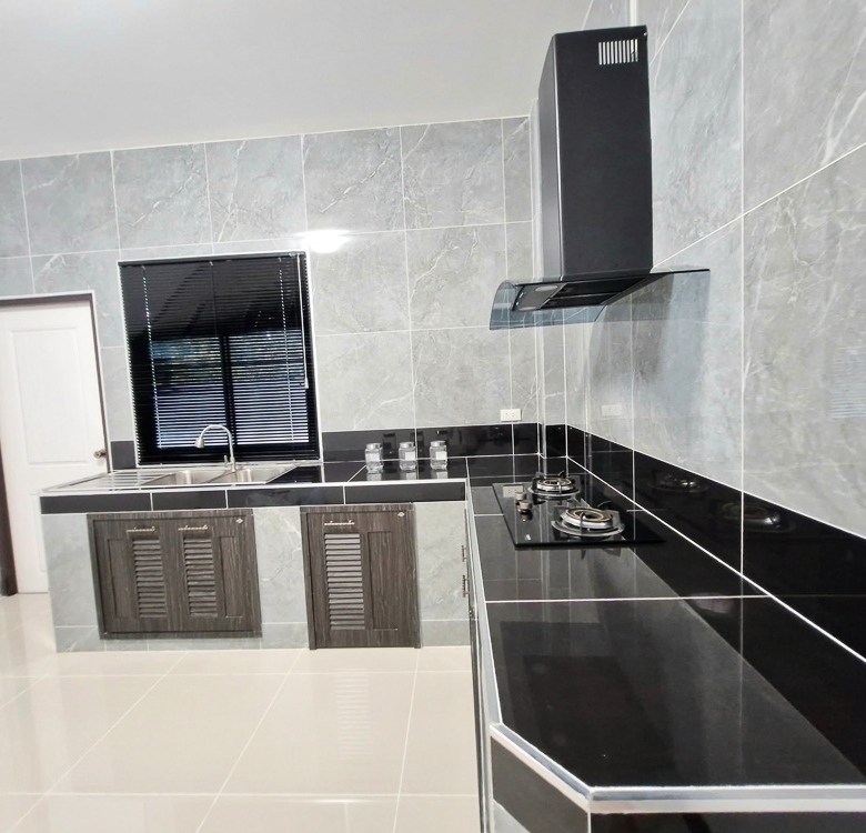 EP0210 | Family Home for Sale in Huay Yai, East Pattaya