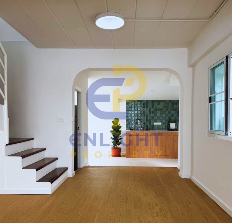 EP0317 | Charming 2-BR Family Home for Sale in Nern Plub Wan